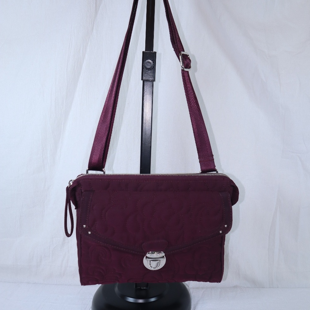 Vera Bradley Burgundy Quilted Fabric Crossbody Floral Lining Zippered Interior